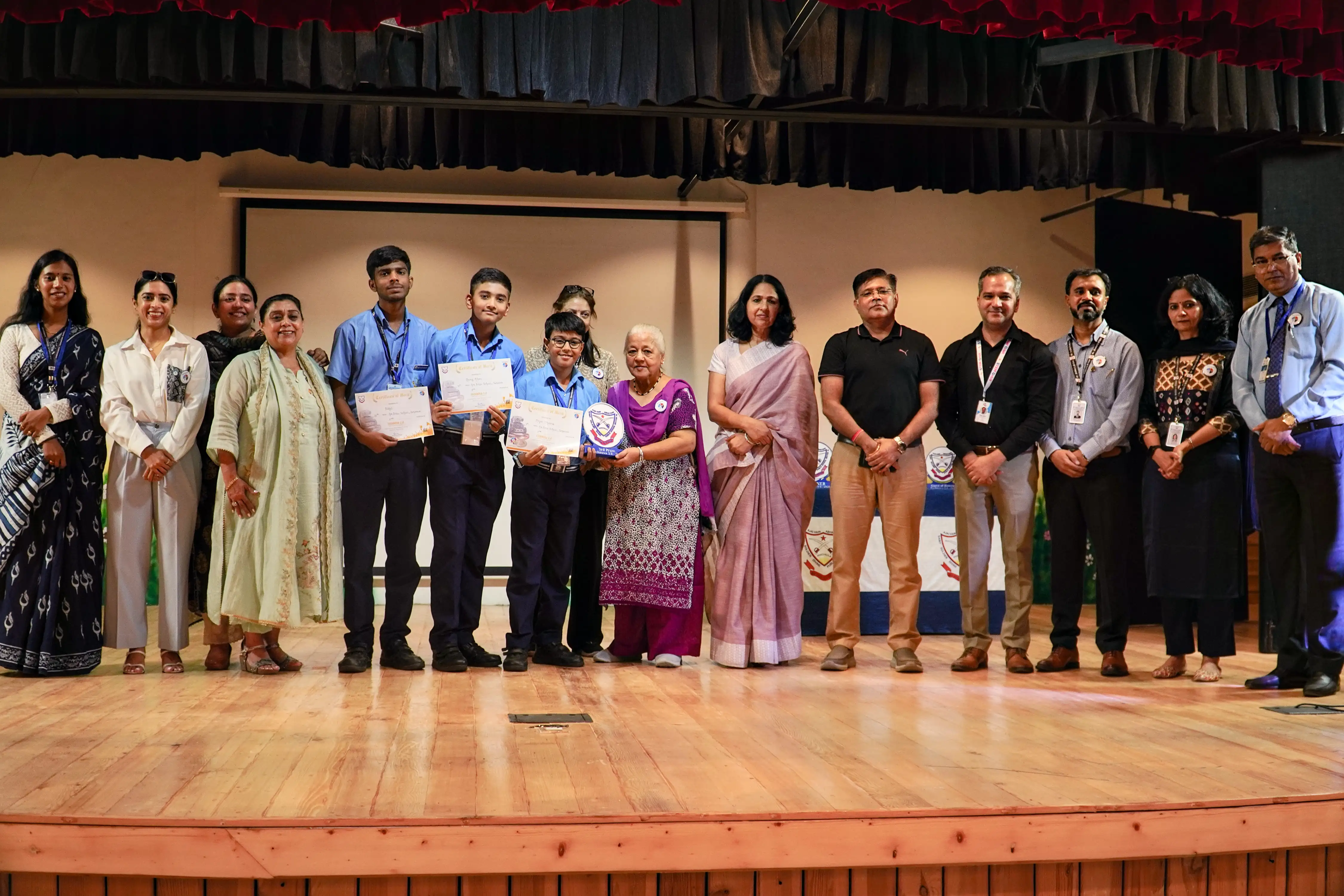 Air Force School, Sarsawa team receiving the Open Innovation third position award